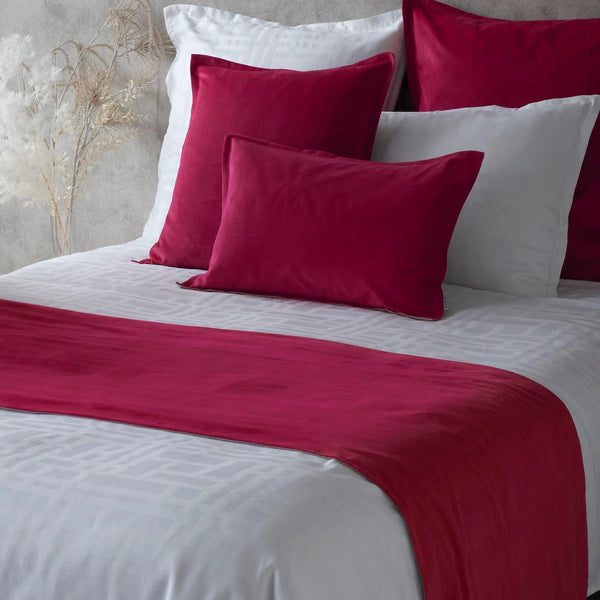 Lush Velvet Bed Runner Fuchsia